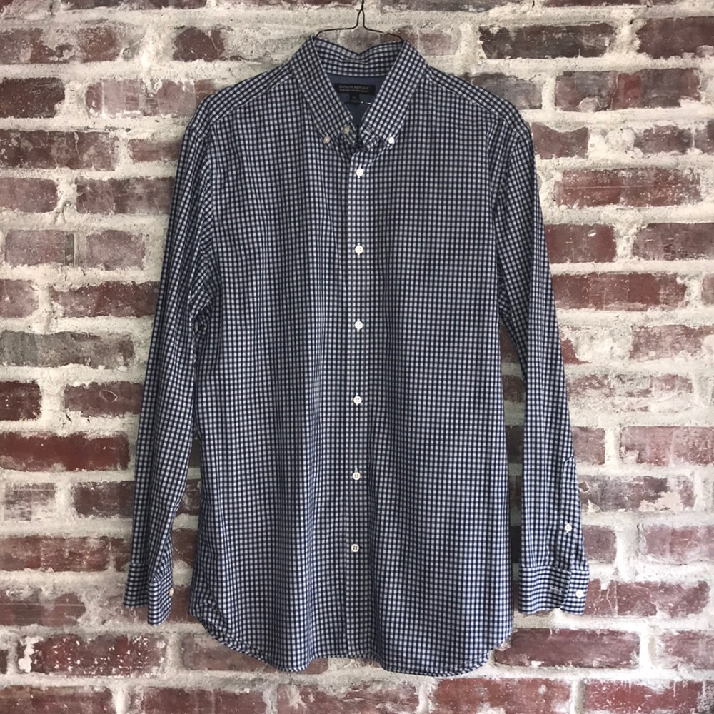 Banana Republic Men’s Blue Check Button Down